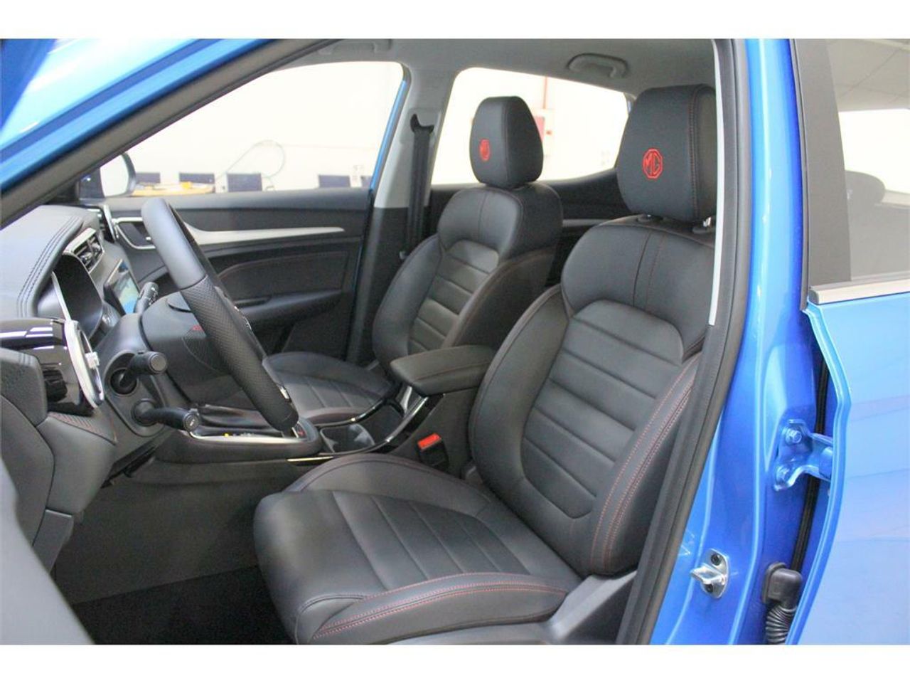 MG ZS 1.0T Luxury Auto - Foto 2