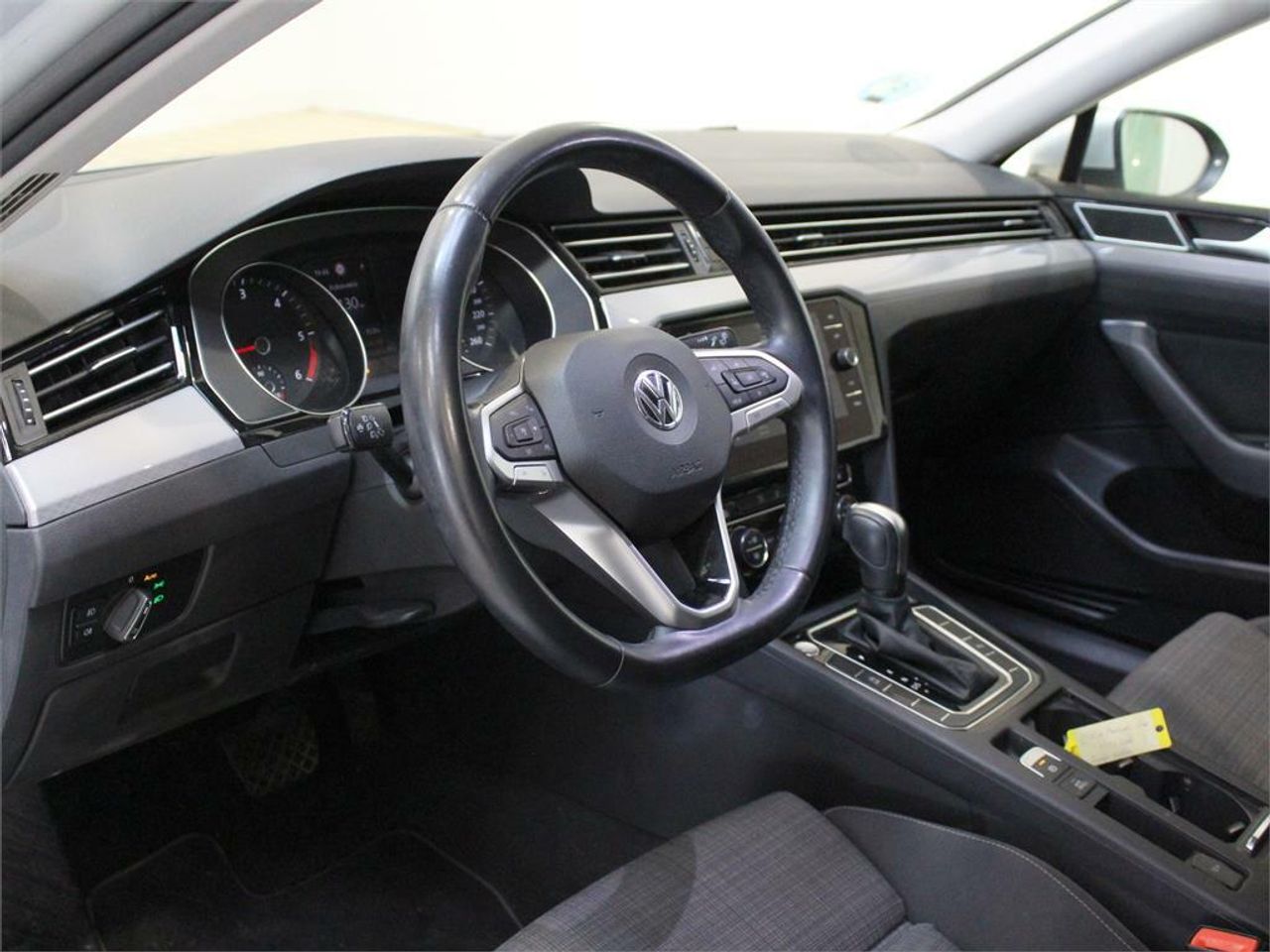 Volkswagen Passat Advance 2.0 TDI 110kW(150CV) DSG Variant - Foto 2