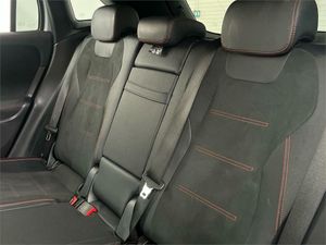 Mercedes GLA 200 d 4MATIC  - Foto 2