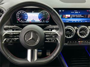 Mercedes GLA 200 d 4MATIC  - Foto 2