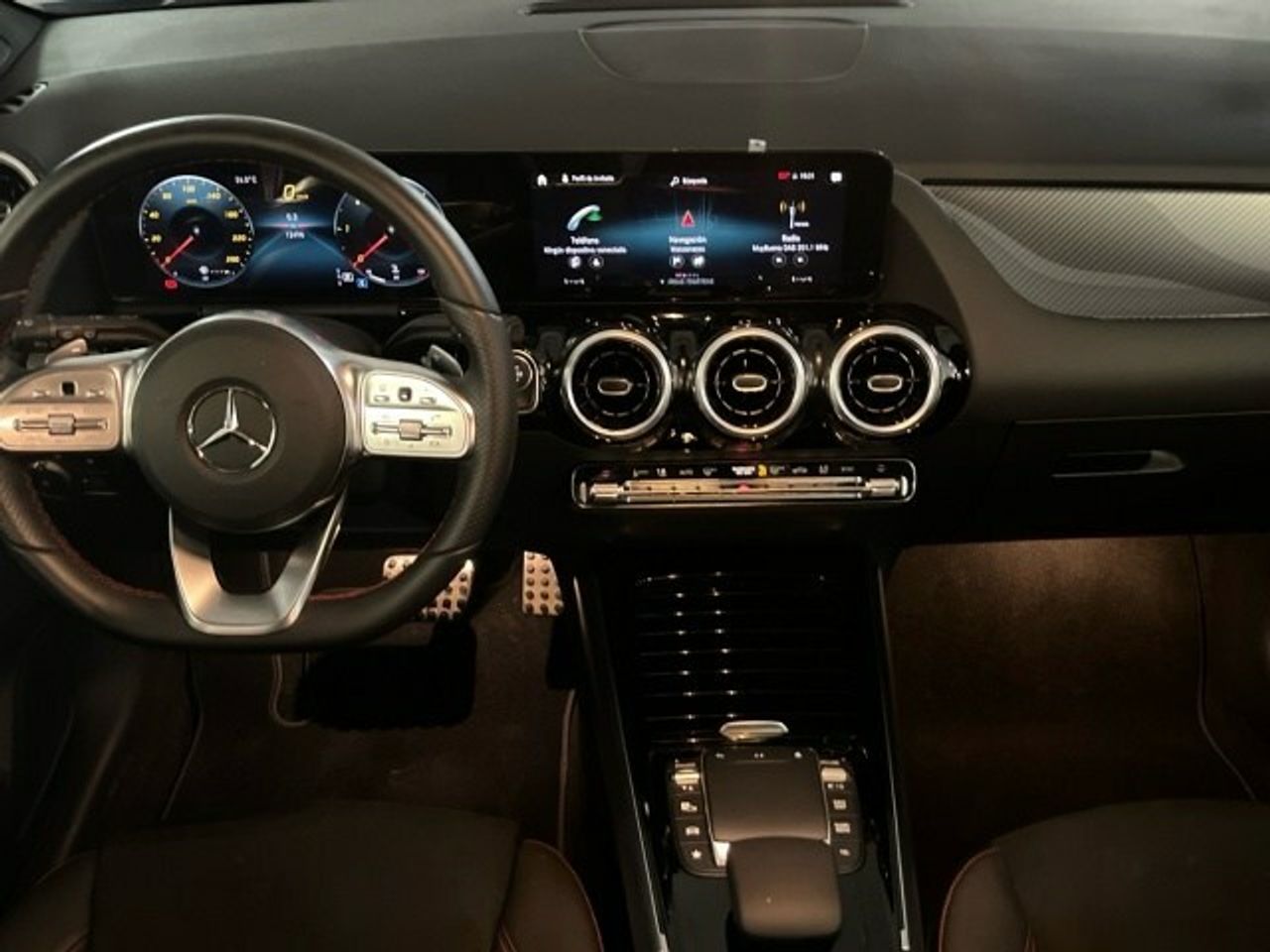 Mercedes GLA 200 d AMG Line (EURO 6d) - Foto 2