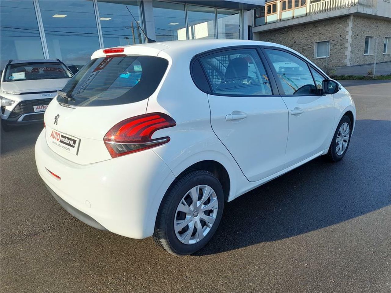 Peugeot 208 1.5 75 CV DIESEL VAN - Foto 2