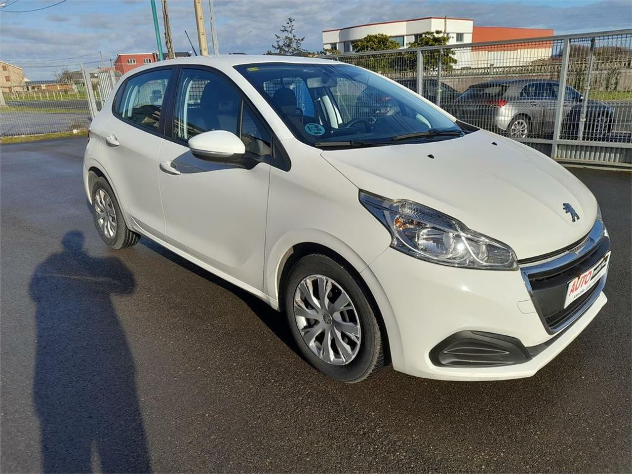 Peugeot 208 1.5 75 CV DIESEL VAN - Foto 2