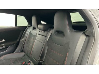 Mercedes CLA 200 D DCT Shooting Brake