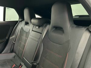 Mercedes CLA 200 d Shooting Brake  - Foto 2