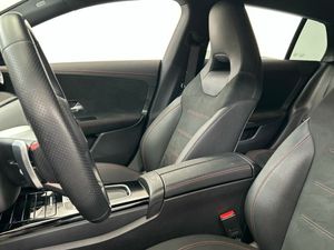 Mercedes CLA 200 d Shooting Brake  - Foto 2