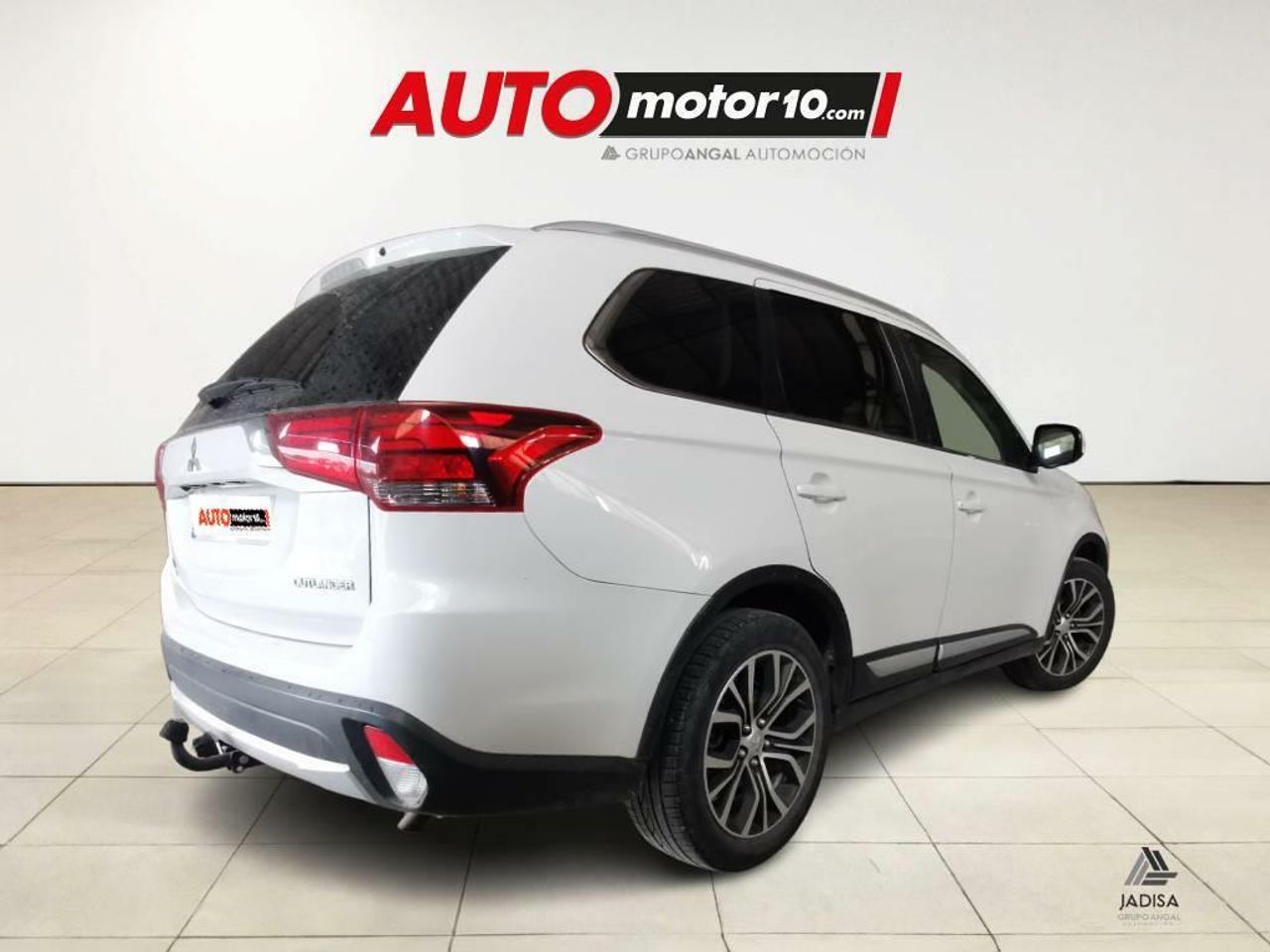 Mitsubishi Outlander 200 MPI Motion CVT 2WD 5 Plazas - Foto 2