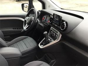 Mercedes Clase T 180 d Progressive  - Foto 2