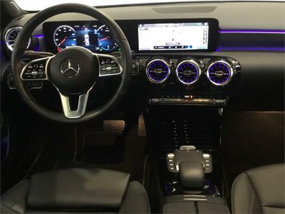 Mercedes CLA 200