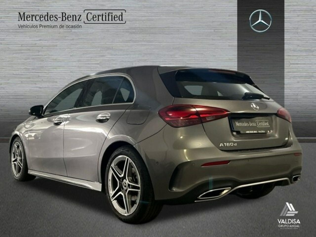 Mercedes Clase A 180 d Compacto - Foto 2