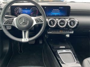 Mercedes Clase A 180 d Progressive (EURO 6e)  - Foto 2