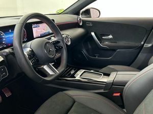 Mercedes Clase A 200 d AMG Line (EURO 6e)  - Foto 2