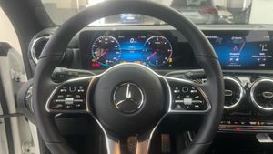 Mercedes CLA 200 d SB Progressive (EURO 6d)  - Foto 2