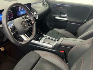 Mercedes GLA 200 d  - Foto 2