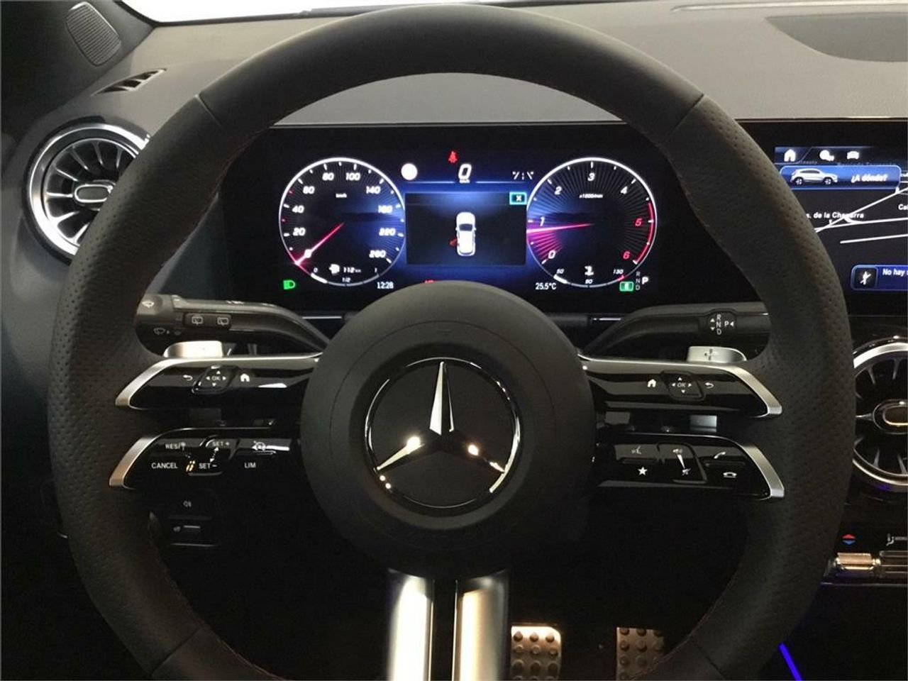 Mercedes GLA 200 D - Foto 2