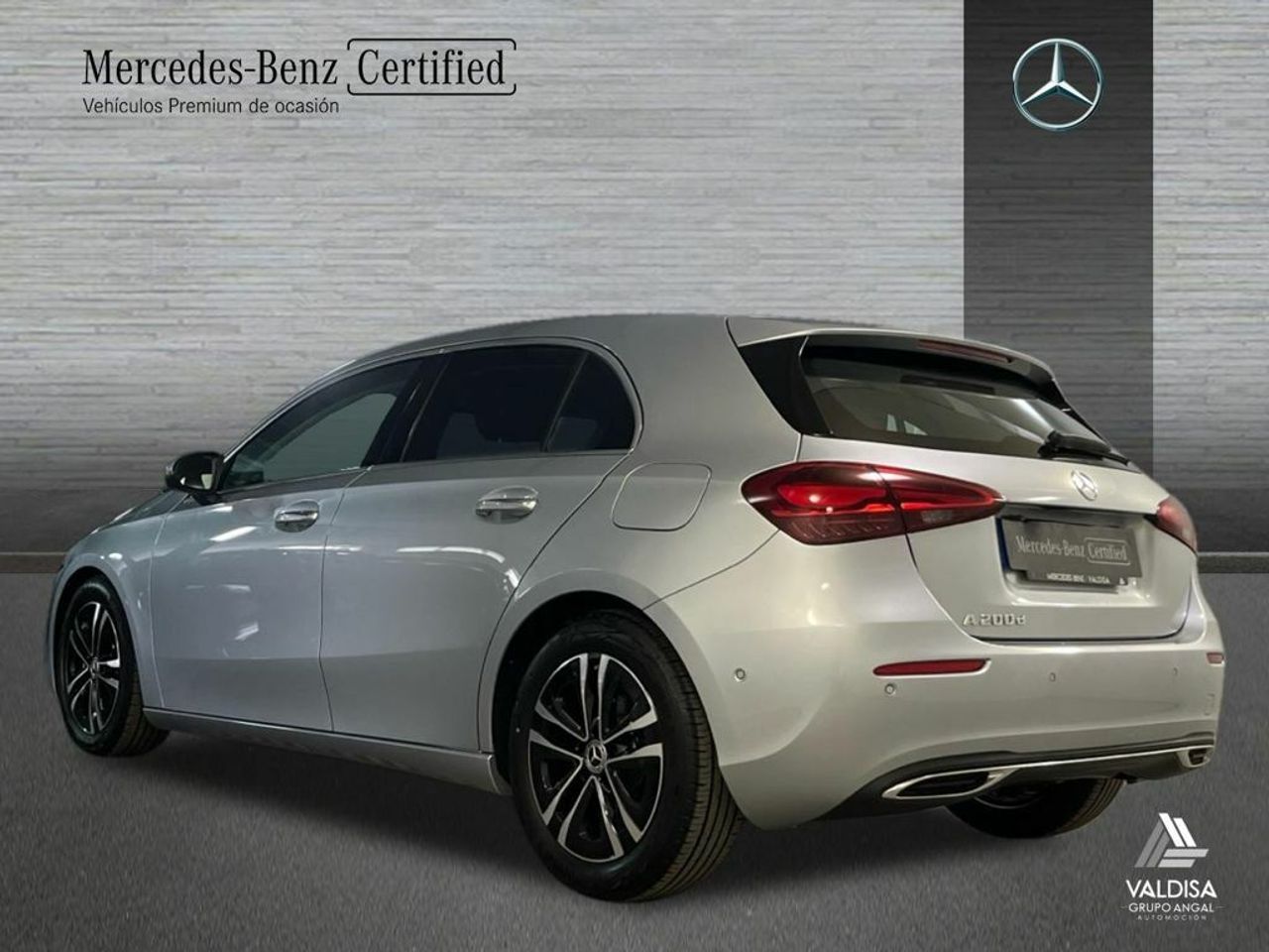 Mercedes Clase A 200 d Compacto - Foto 2