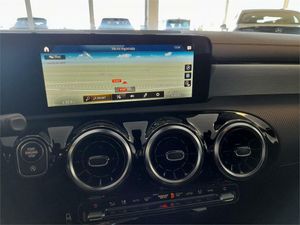 Mercedes CLA 200 D DCT Shooting Brake  - Foto 2