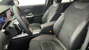 Mercedes GLA 200 d  - Foto 2