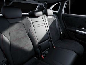 Mercedes GLA 200 D  - Foto 2