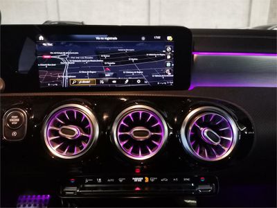 Mercedes CLA 200