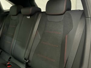 Mercedes GLA 200 d  - Foto 2