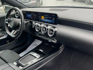 Mercedes Clase A 180 d Compacto  - Foto 2