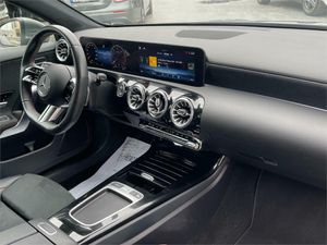 Mercedes Clase A 180 d Compacto  - Foto 2