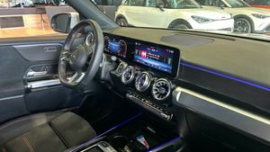 Mercedes Clase GLB 200 d 4MATIC  - Foto 2