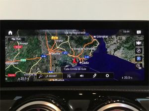 Mercedes CLA 180  - Foto 2