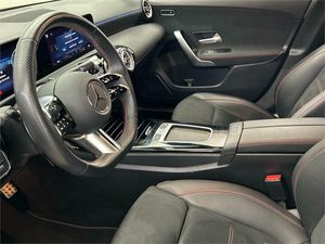 Mercedes Clase A 200 d Compacto  - Foto 2