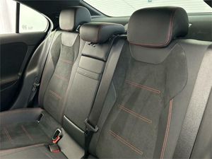 Mercedes Clase A 200 Berlina  - Foto 2