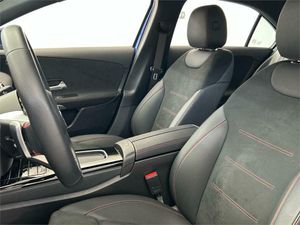 Mercedes Clase A 200 Berlina  - Foto 2