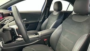 Mercedes Clase A 200 Berlina  - Foto 2