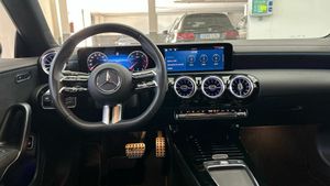 Mercedes CLA 200 d Shooting Brake  - Foto 2