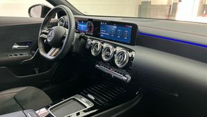 Mercedes CLA 200 d Shooting Brake  - Foto 2