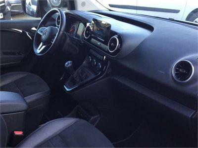 Mercedes Clase T 180 d