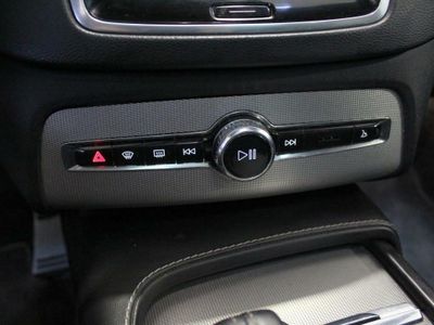 Volvo XC90 2.0 B5 D AWD R-Design Auto