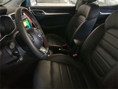 MG ZS 1.5 Luxury