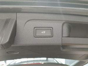 Volkswagen Touran Advance 2.0 TDI 110kW (150CV) DSG  - Foto 2