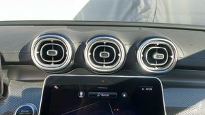 Mercedes Clase C 300 d e Berlina  - Foto 2