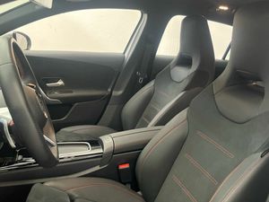 Mercedes Clase A 200 d Compacto  - Foto 2