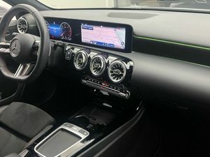 Mercedes Clase A 200 d Compacto  - Foto 2