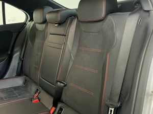 Mercedes Clase A 250 e Sedan  - Foto 2