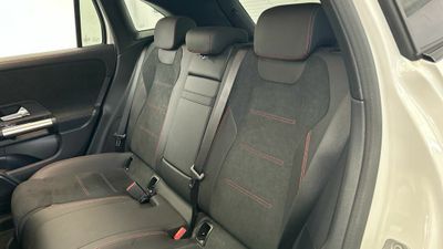 Mercedes EQA 250+