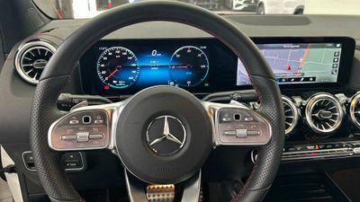 Mercedes EQA 250+