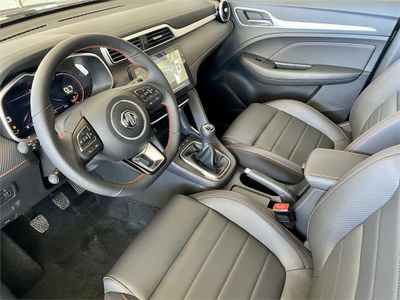 MG ZS 1.5 Luxury