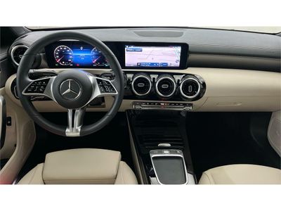 Mercedes CLA 200 Progressive Line (EURO 6d)