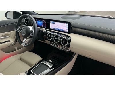Mercedes CLA 200 Progressive Line (EURO 6d)