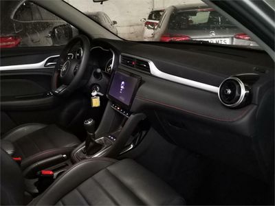 MG ZS 1.5 Luxury