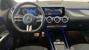 Mercedes GLA 200 d  - Foto 2